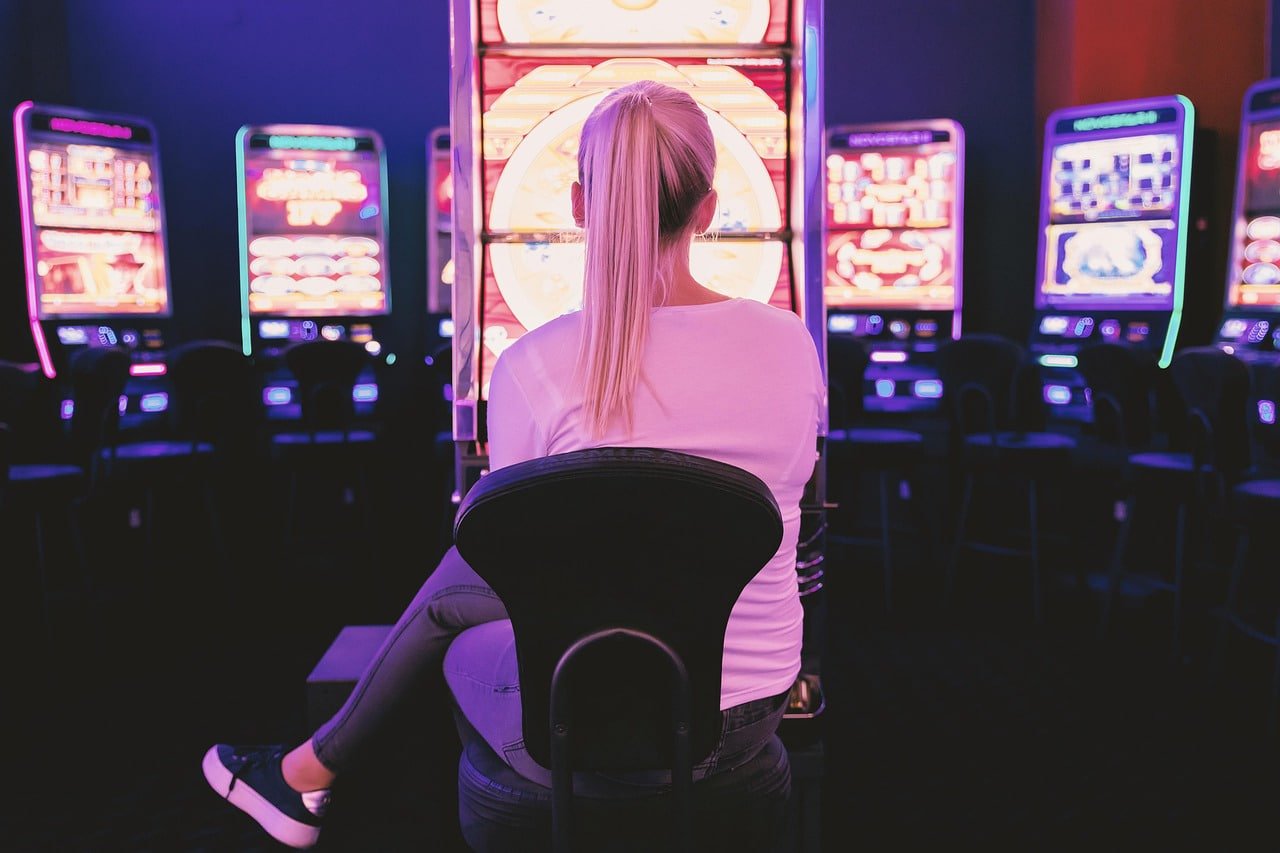 ocean777 မိုဘိုင်းအက်ပ် Android iOS တွင် Casino Slots ကစားနိုင်သောပုံ